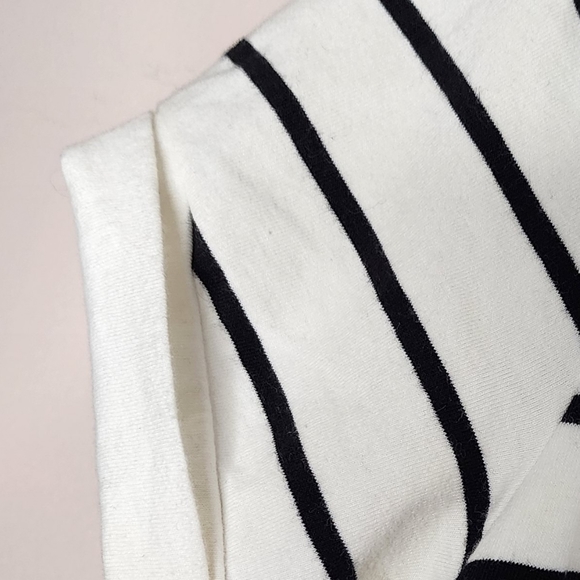 Lulus Cafe Black & Cream stripe dress Sale 💐💐2 for 40 mix size if you like - Picture 6 of 12